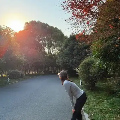 王亮芳
